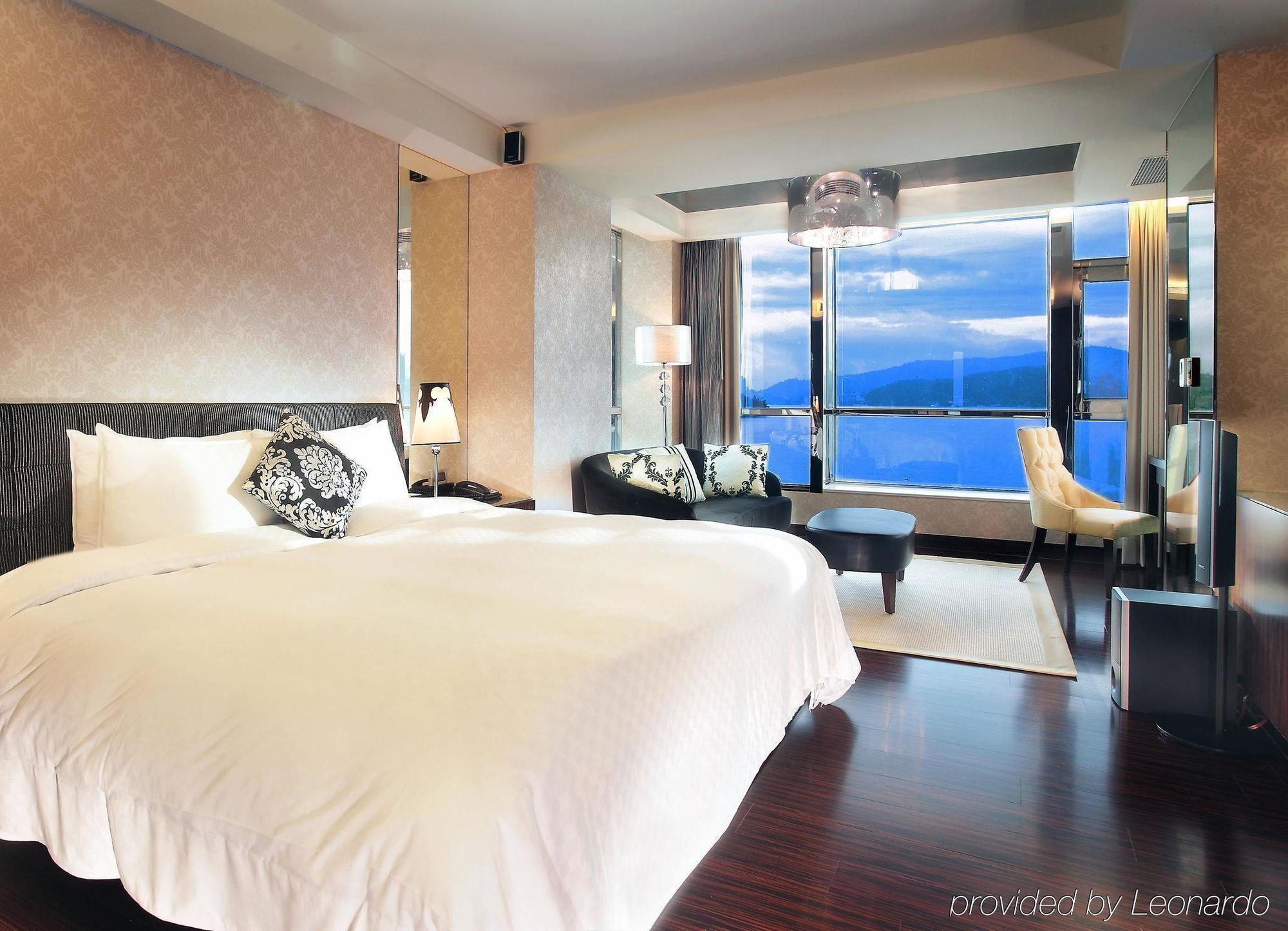 The Crystal Resort Sun Moon Lake Yuchi Room photo